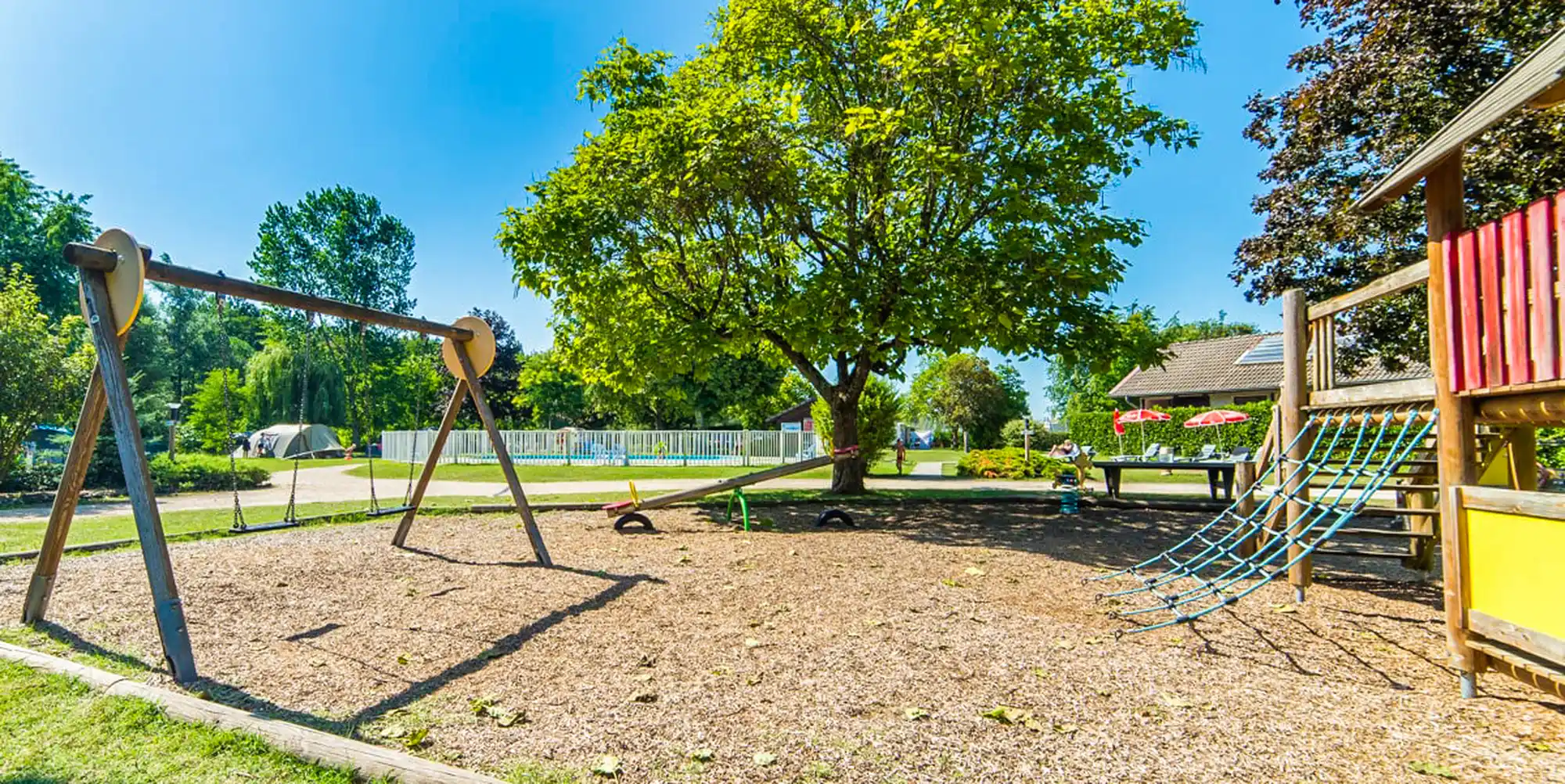 jeux enfant parc camping savoie 1